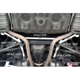 Lexus LS 430 00-06 UltraRacing 2-Point Rear Lower Tiebar