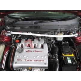 Alfa Romeo 147 UltraRacing 2-Point Front Upper Strutbar