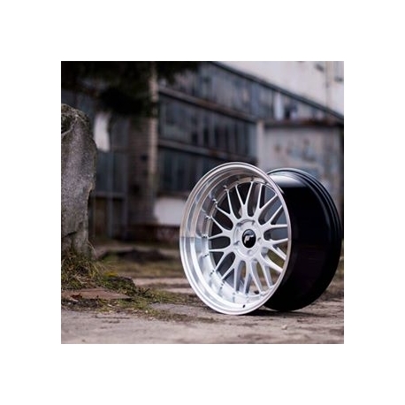 Japan Racing JR23 18x8,5 ET35 5x100 Hiper Silver