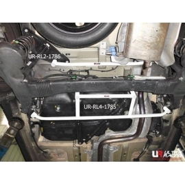 Citroen C4 Picasso 06+ UltraRacing 2-Point Rear Lower Tiebar