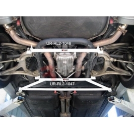Maserati 3200 GT UltraRacing 2-Point Rear Lower Tiebar
